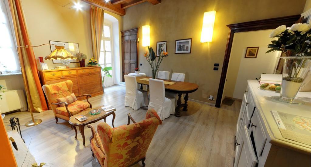 Bed and Breakfast Domus Aurea Saluzzo Exterior foto