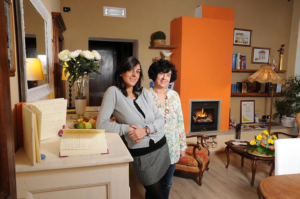 Bed and Breakfast Domus Aurea Saluzzo Exterior foto